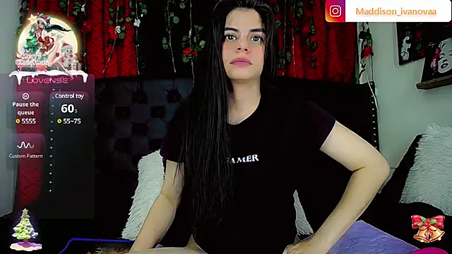 Snapshot of Madisson_Ivanova chatting on December 31, 2024, 8:15 am Madisson Ivanova online show from December 31, 2024, 8:15 am