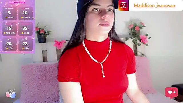 Snapshot of Madisson_Ivanova chatting on January 29, 2025, 2:00 pm Madisson Ivanova online show from January 29, 2025, 2:00 pm