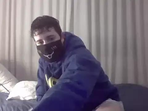 Snapshot of Your_femboy24 chatting on December 2, 2024, 9:39 pm Your femboy24 online show from December 2, 2024, 9:39 pm