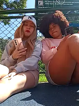 Snapshot of DANIELA_MICHEL chatting on December 11, 2024, 3:15 pm DANIELA MICHEL online show from December 11, 2024, 3:15 pm