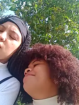 Snapshot of DANIELA_MICHEL chatting on December 14, 2024, 3:15 pm DANIELA MICHEL online show from December 14, 2024, 3:15 pm