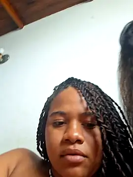 Snapshot of DANIELA_MICHEL chatting on December 19, 2024, 5:08 pm DANIELA MICHEL online show from December 19, 2024, 5:08 pm