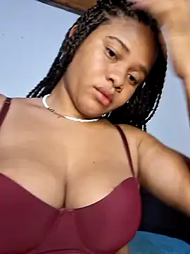 Snapshot of DANIELA_MICHEL chatting on December 21, 2024, 11:45 pm DANIELA MICHEL online show from December 21, 2024, 11:45 pm