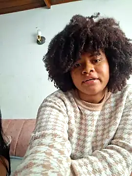 Snapshot of DANIELA_MICHEL chatting on March 7, 2025, 4:22 pm DANIELA MICHEL online show from March 7, 2025, 4:22 pm