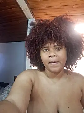 Snapshot of DANIELA_MICHEL chatting on November 16, 2025, 4:12 pm DANIELA MICHEL online show from November 16, 2025, 4:12 pm