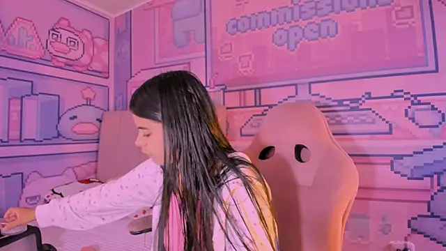 Snapshot of _18alice chatting on February 7, 2025, 7:27 pm 18alice online show from February 7, 2025, 7:27 pm