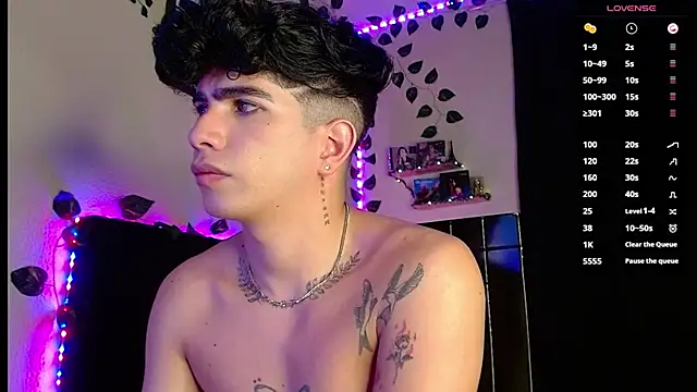 LyleBennett  online show from February 25, 2025, 1:50 pm