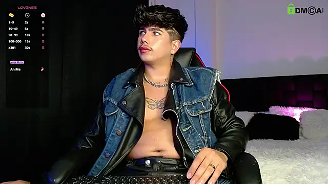 LyleBennett  online show from September 11, 2025, 12:49 pm