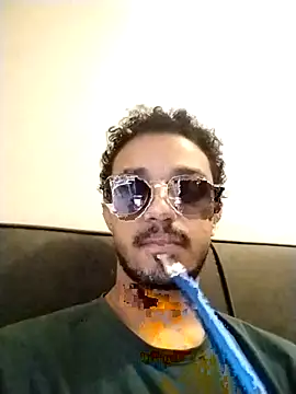 bontoo5 online show from November 11, 2025, 2:28 pm