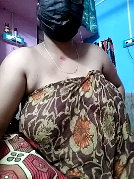 BERRY 00 online show from April 4, 2026, 10:24 am