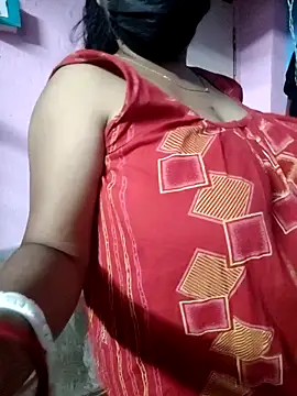 BERRY 00 online show from April 5, 2026, 10:56 am