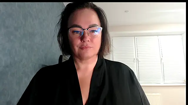 Nora Star online show from March 16, 2026, 6:12 pm