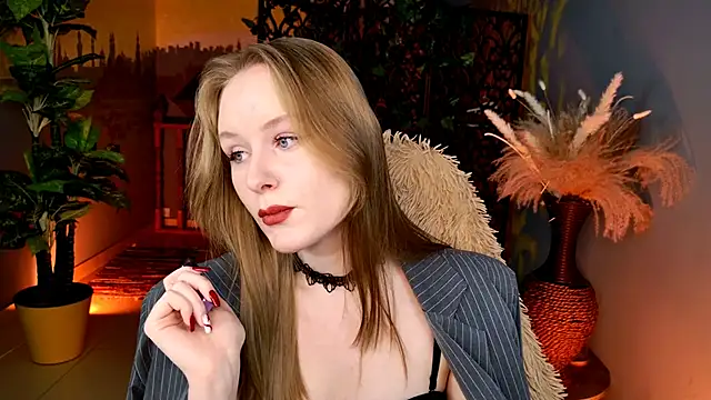 Snapshot of VivienLeeigh chatting on April 29, 2026, 5:11 am VivienLeeigh online show from April 29, 2026, 5:11 am