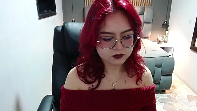 Snapshot of crimson_tati_ chatting on December 30, 2024, 9:19 pm crimson tati online show from December 30, 2024, 9:19 pm