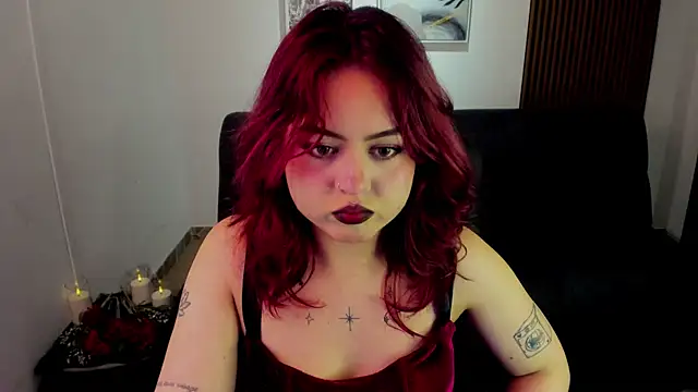 crimson tati  online show from November 5, 2025, 3:28 am