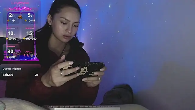 holy juli online show from February 27, 2025, 6:29 am