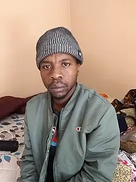 Snapshot of Ras_and_Stewf chatting on October 21, 2025, 8:04 am Ras and Stewf online show from October 21, 2025, 8:04 am