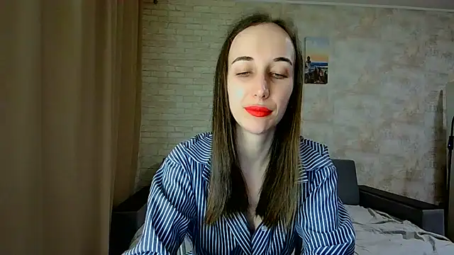 Snapshot of Anika_bloom chatting on April 22, 2026, 7:04 pm Anika bloom online show from April 22, 2026, 7:04 pm