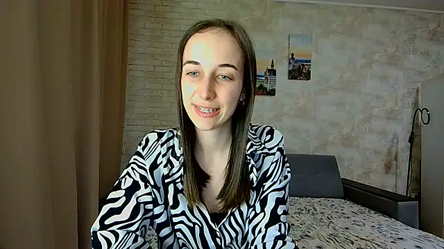 Snapshot of Anika_bloom chatting on April 28, 2026, 4:34 pm Anika bloom online show from April 28, 2026, 4:34 pm