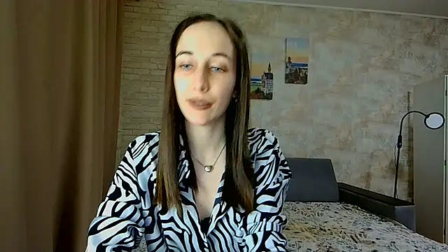 Snapshot of Anika_bloom chatting on May 9, 2026, 7:19 pm Anika bloom online show from May 9, 2026, 7:19 pm