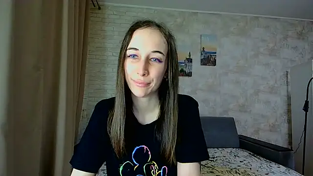 Snapshot of Anika_bloom chatting on May 12, 2026, 11:35 pm Anika bloom online show from May 12, 2026, 11:35 pm