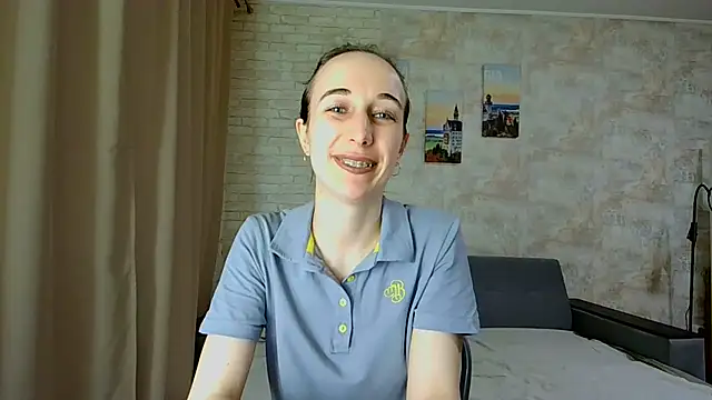 Snapshot of Anika_bloom chatting on May 24, 2026, 9:09 pm Anika bloom online show from May 24, 2026, 9:09 pm