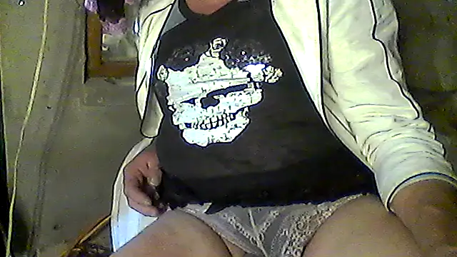 Snapshot of MaryCDslut69 chatting on April 7, 2026, 2:39 pm MaryCDslut69 online show from April 7, 2026, 2:39 pm