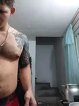 Snapshot of King_russo chatting on January 25, 2025, 9:46 pm King russo online show from January 25, 2025, 9:46 pm