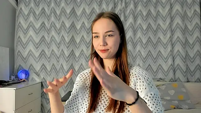 Tate Angel online show from February 7, 2025, 6:13 pm