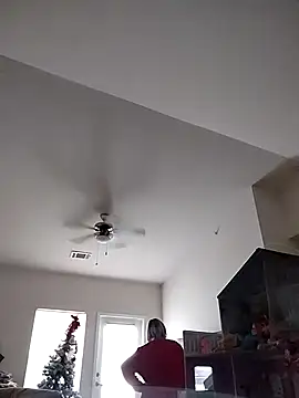 Playmate86 online show from December 12, 2024, 4:10 pm