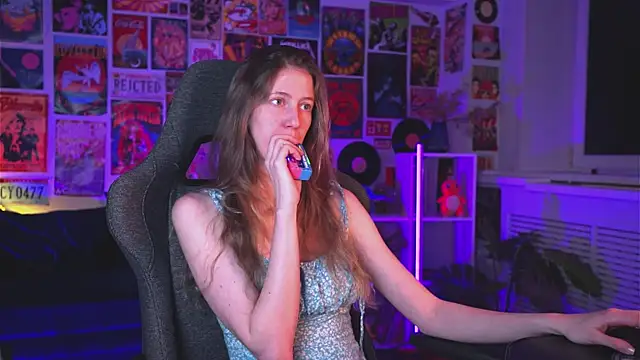 Sharon Evansi online show from February 5, 2025, 12:38 pm