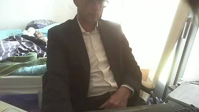 Snapshot of shyfrenchcock1 chatting on May 26, 2026, 12:23 pm shyfrenchcock1 online show from May 26, 2026, 12:23 pm