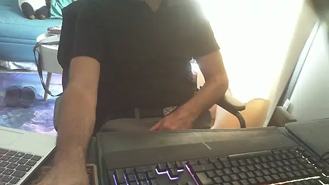 shyfrenchcock1 online show from July 29, 2026, 1:20 pm