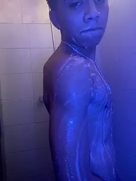 SkinnyHot444 online show from December 12, 2024, 11:50 am