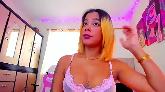 Miranda-brow online show from December 8, 2024, 3:45 pm