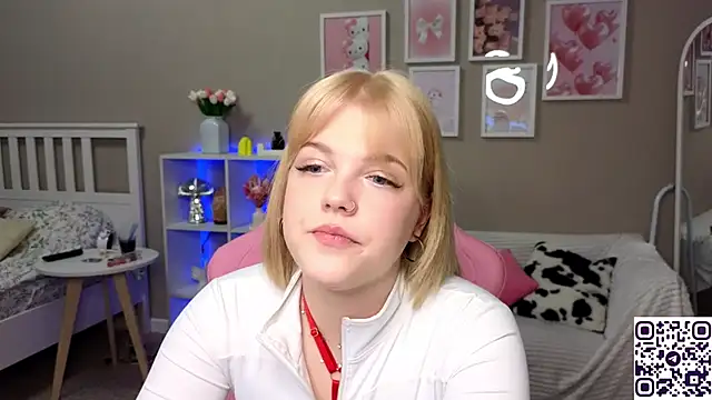 Maya Rave online show from February 12, 2025, 3:51 am