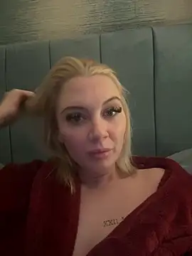 Snapshot of Ruby_Nichols chatting on February 26, 2025, 9:27 pm Ruby Nichols online show from February 26, 2025, 9:27 pm