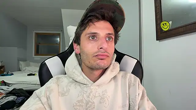 Snapshot of Dylansd chatting on December 18, 2024, 7:15 am Dylansd online show from December 18, 2024, 7:15 am