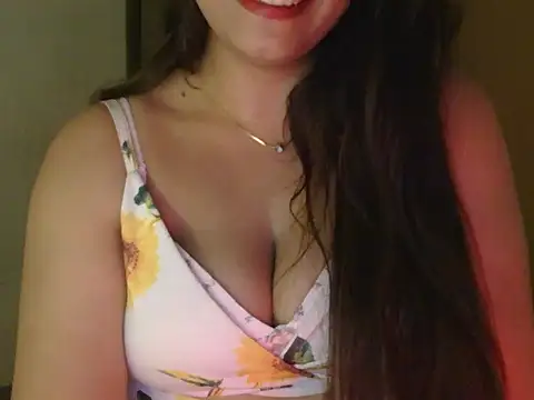 Snapshot of diva-22 chatting on May 27, 2026, 5:32 pm diva-22 online show from May 27, 2026, 5:32 pm