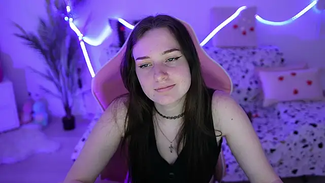 LisaElfy online show from February 25, 2025, 9:09 am