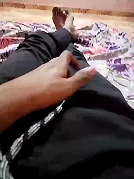 black cobra70 online show from September 23, 2025, 1:58 pm