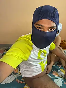 Snapshot of mickey_love chatting on January 24, 2025, 9:39 am mickey love online show from January 24, 2025, 9:39 am