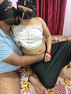 Snapshot of mickey_love chatting on February 21, 2026, 5:03 pm mickey love online show from February 21, 2026, 5:03 pm