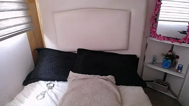 Snapshot of palmer_mIix chatting on March 17, 2025, 2:23 pm palmer mIix online show from March 17, 2025, 2:23 pm