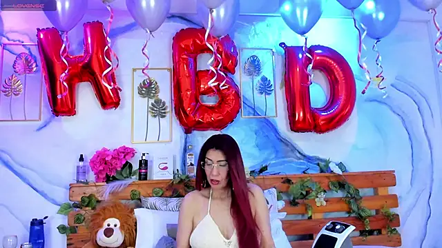 Perla Franco online show from February 9, 2025, 6:43 am