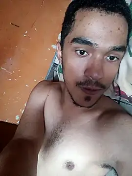 Snapshot of JuggedRegrets chatting on March 4, 2026, 6:47 pm JuggedRegrets online show from March 4, 2026, 6:47 pm