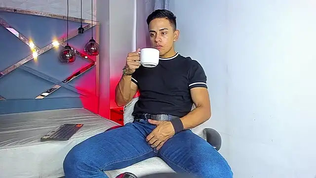 Lucii fer  online show from March 14, 2026, 11:37 am