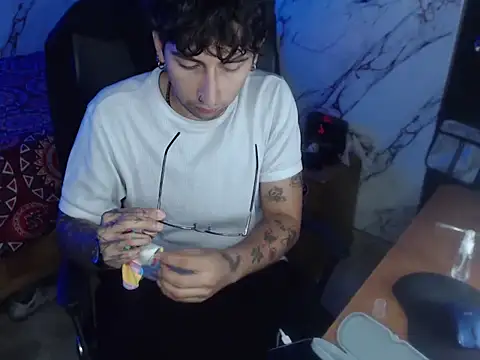 Snapshot of Dereck_Dickson chatting on March 3, 2026, 11:10 pm Dereck Dickson online show from March 3, 2026, 11:10 pm