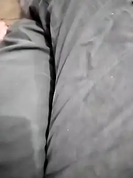 delhiboyooo online show from March 13, 2025, 10:57 am