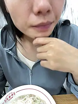 Bella0815 online show from December 7, 2024, 12:56 pm